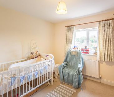 4 bedroom detached house to rent - Photo 4