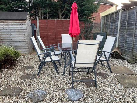 4 bedroom house to rent - Photo 3