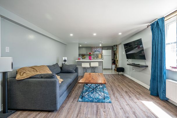 For Lease - 3 Lakehurst Drive Unit# B, Toronto, Ontario - Photo 1