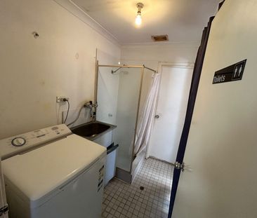 Spacious Family Living in a Convenient Beechboro Location - Photo 6