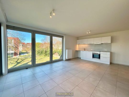 Appartement te huur - Photo 1