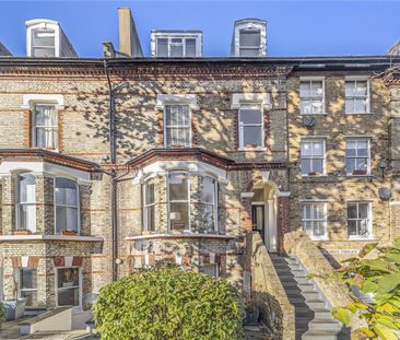 St James`s Terrace, London, SW12 - Photo 4