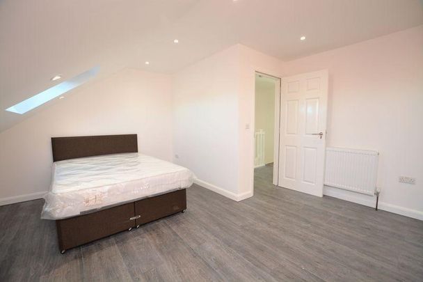 House share to rent - Photo 1