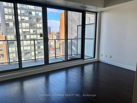 32 Camden Lofts , #904 - Photo 4