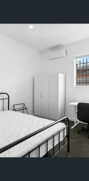 4/7 Logan Street, Adelaide, SA 5000 - Photo 1