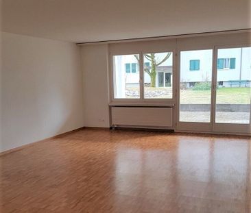 Grosszügige 3.5-Zimmerwohnung im Zentrum von Glattfelden - Foto 4