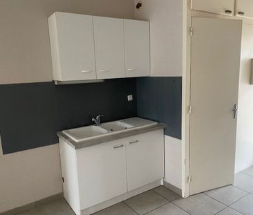 Location Appartement 3 pièces 75m² ATTIGNAT 01340 - Photo 2