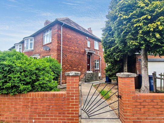 2 bed upper flat to rent in NE3 - Photo 1