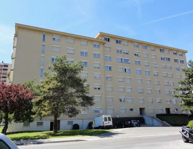 Joli 3 pièces entièrement rénové proche de la gare de Renens - Photo 1