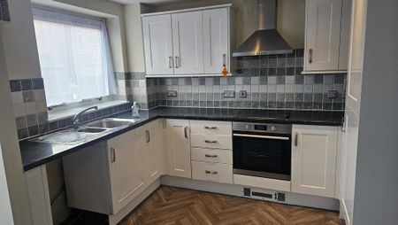 2 bedroom apartment to rent - Photo 5