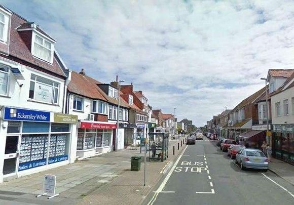 High Street, Lee-on-the-solent, Hampshire, PO13 - Photo 1