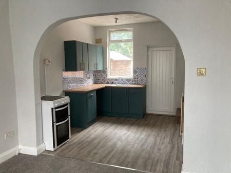 2 Bed Terraced House, Coningsby Road, S5 - Photo 2