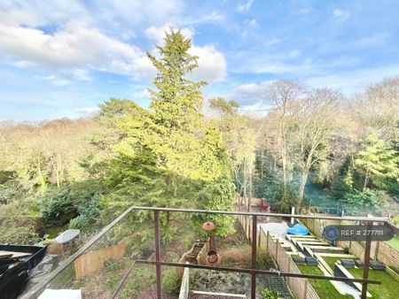 2 bedroom flat to rent - Photo 3