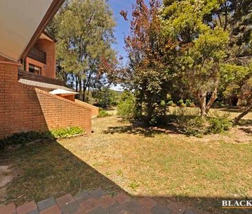 Charming Ground Floor One-Bedroom Apartment for Rent! - Photo 6