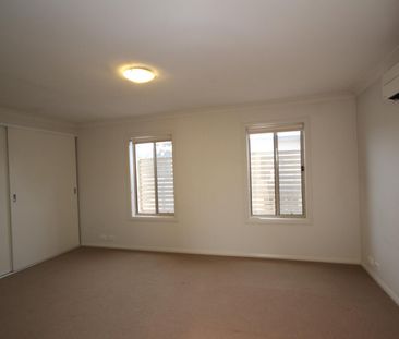 3/9 Maria Place, Lyons ACT 2606 - House For Rent | Domain - Photo 4