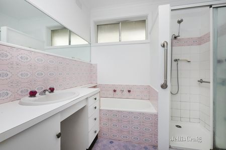 71 Twyford Street, Williamstown - Photo 3