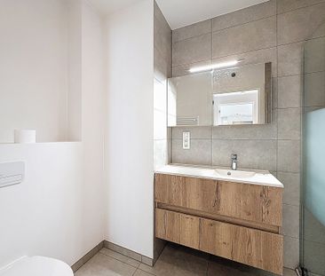 Rez-de-chaussée - à louer - Photo 5