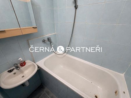 Pronájem bytu 2+1 53 m² - Фото 3
