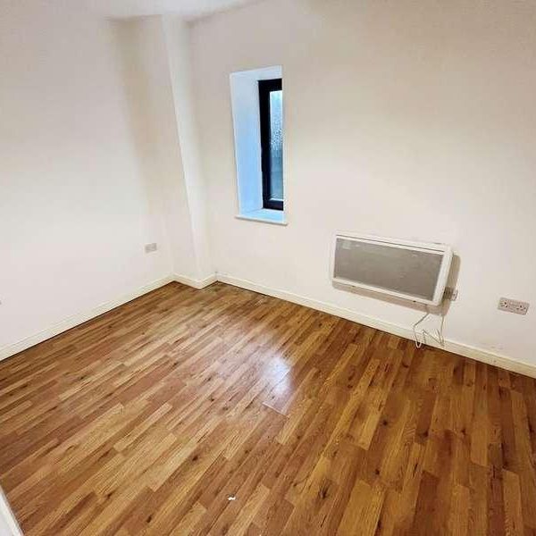 East Road, Tylorstown, Ferndale, CF43 - Photo 1