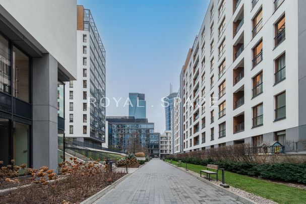 Nowoczesne mieszkanie na wynajem – Grzybowska 85 - Zdjęcie 1