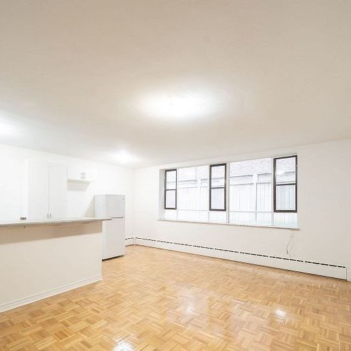 For Lease - 77 Erskine Avenue Unit# 202, Toronto, Ontario - Photo 1