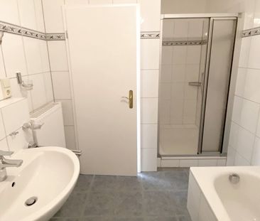 Komfort-Obergeschosswohnung mit West-Balkon und Carportstellplatz i... - Photo 6