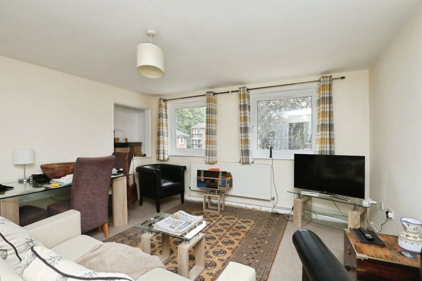 Upton Road - Photo 1