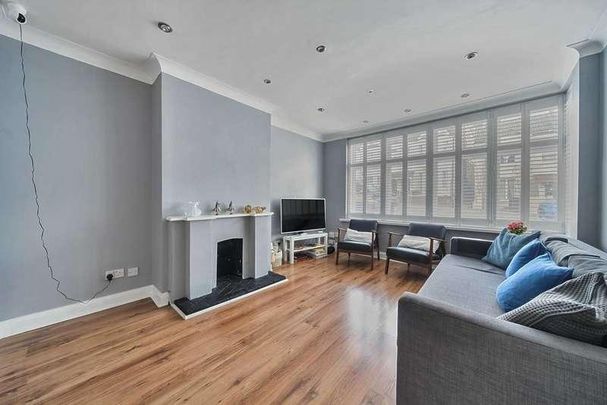 St Marys Road, Selhurst, SE25 - Photo 1