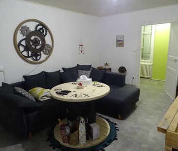 Location Maison 5 pièces 104m² CHAUCHE 85140 - Photo 1