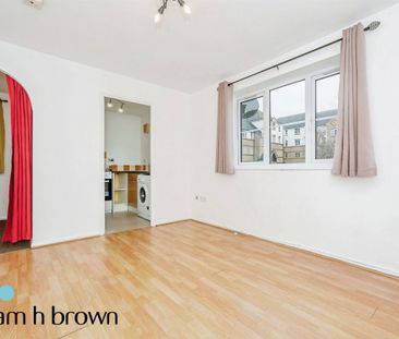 Lewes Close - Photo 3