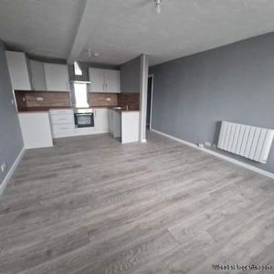 2 bedroom property to rent in Ashton Under Lyne - Photo 2