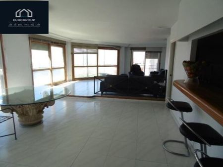 Luxury 4 room Detached House for rent in Benidorm, Spain - Photo 2