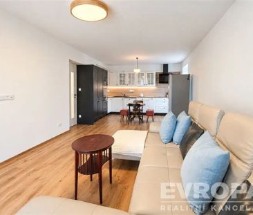 Pronájem krásného bytu 3+kk + terasa, balkon – Tuchoměřice, Praha z... - Photo 4