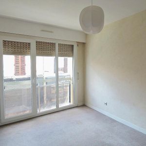 Location Appartement 2 pièces 52m² MONT DE MARSAN 40000 - Photo 2