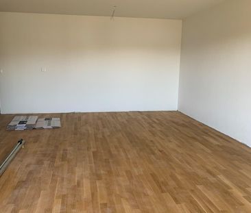 Ihr neues Zuhause wartet: frisch sanierte 3.5 Zimmer - Photo 2