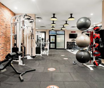 For Lease - 899 Queen Street Unit# 205, Toronto, Ontario - Photo 1