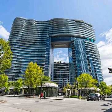 Modern 1-Bedroom Apartment with Stunning Views in Yaletown - Photo 3