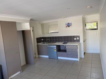 132/16 Surbiton Court, Carindale, QLD 4152 - Photo 3