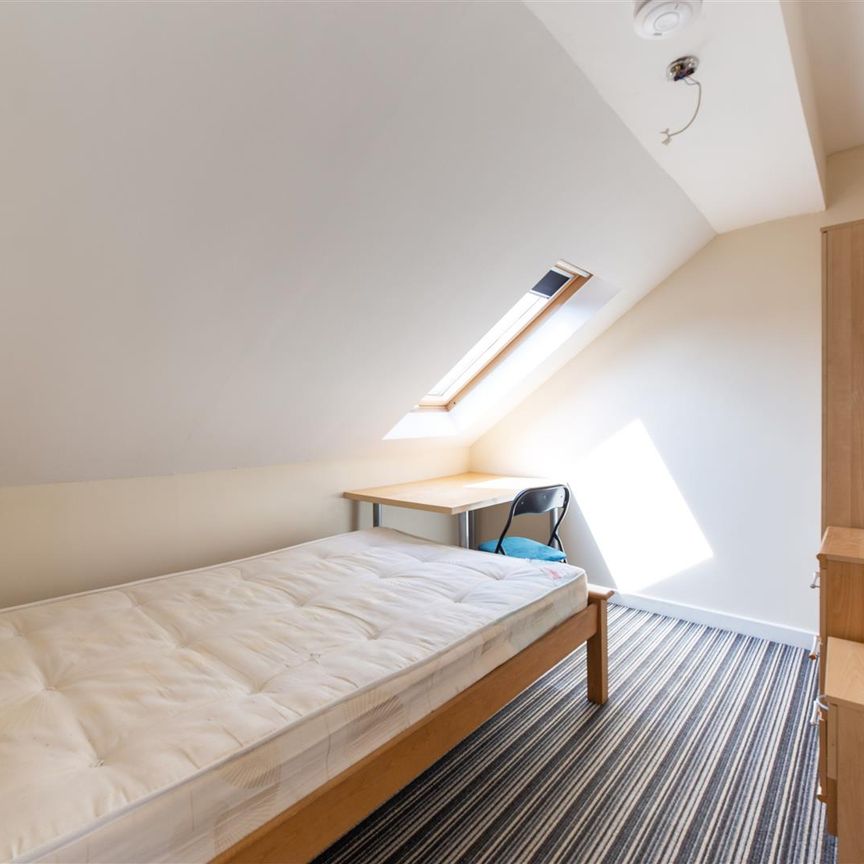 7 bed terraced house to rent in Mayfair Road, Jesmond, NE2 - Photo 1