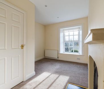 4 bedroom detached house to rent - Photo 3