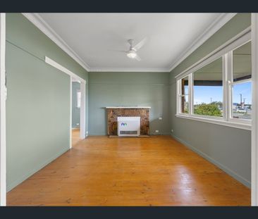 10 Victoria Street, Sebastopol, Vic 3356 - Photo 2