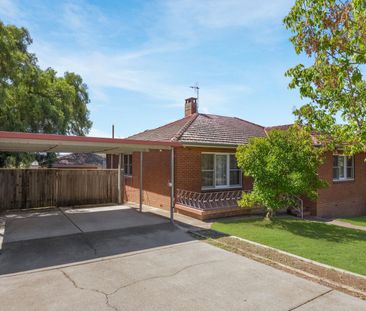 4 Derrima Road, Queanbeyan NSW 2620 - House For Rent | Domain - Photo 5
