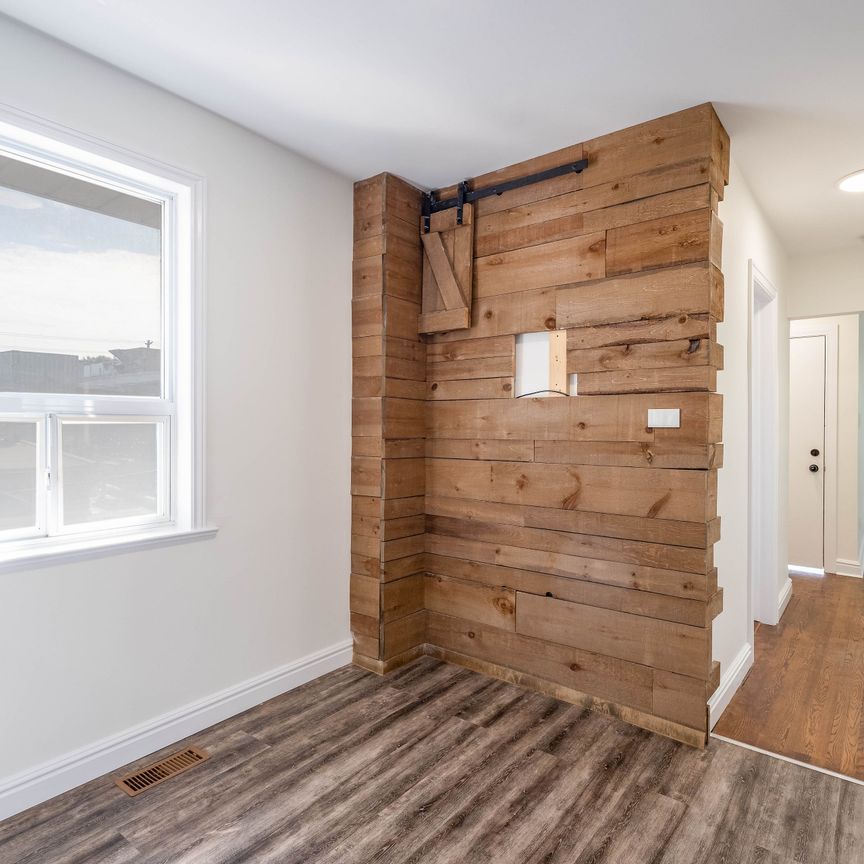 For Lease - 16 Simpson Avenue Unit# 3, Toronto, Ontario - Photo 1