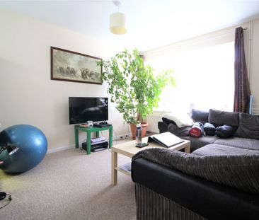 Thessaly Road, - Photo 1