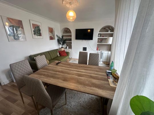 3 Bed Flat, Newall House, SE1 - Photo 1