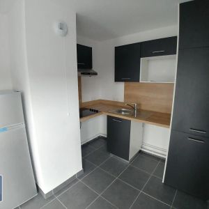 Appartement à louer 4 pièces 70.35m² - Photo 2