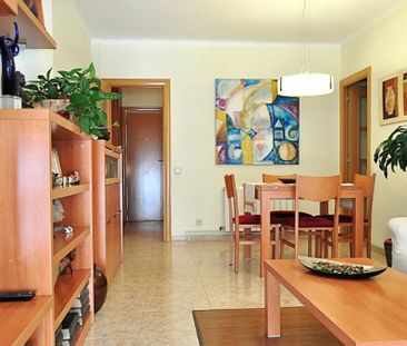 Carrer de lEncarnació, Barcelona, Catalonia - Photo 6