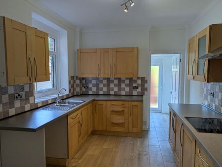Heol Llanelli, Trimsaran, Llanelli, SA17 4AA - Photo 5