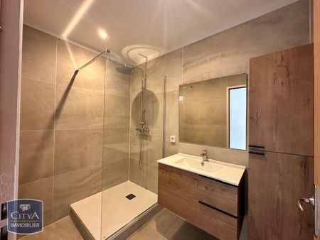 Location Appartement 3 pièces 71m² ST PAUL 97460 - Photo 5