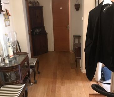 Farsta - 1rok - tillsv - 4.750kr/mån - Photo 5